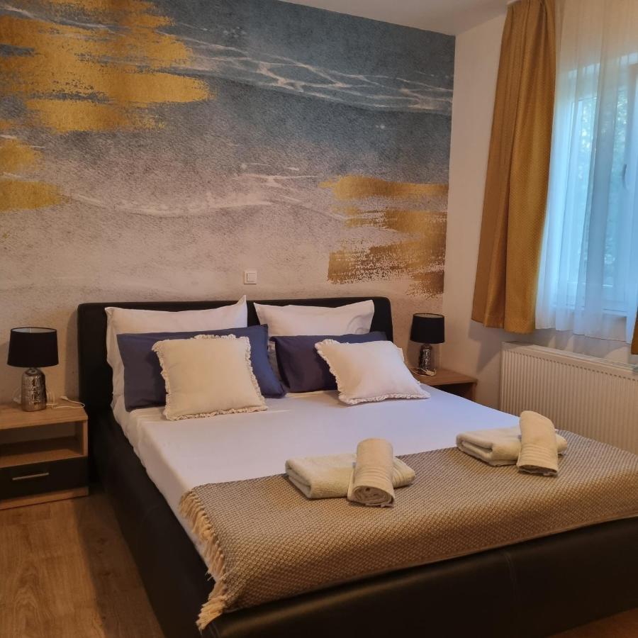 Miocic Apartma *